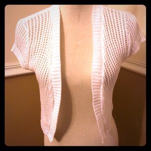 Knitted shrug NWT